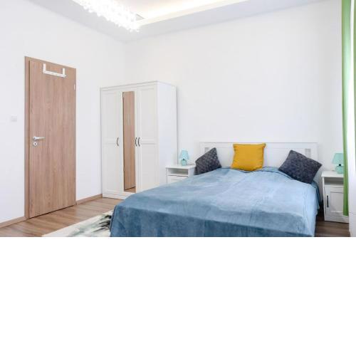 3 En Suit bedroom flat in the main centre for 6ppl, 3BDR,3BTHR,AC