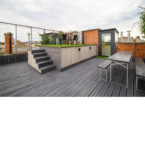 3bedroom triplex rooftop apartment
