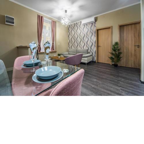 AKÁCFA-A13 CENTER 2 Bedroom apartment