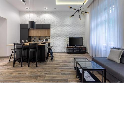 Alder Bridge Apartment