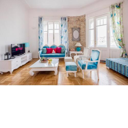 Amazing View Designer Home with Sauna and Jacuzzi 3 min to Opera House
