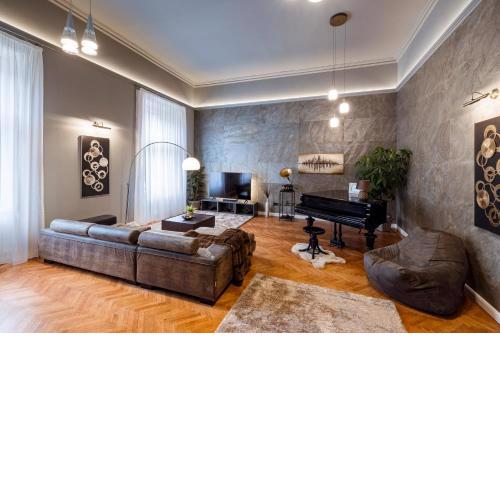 Andrassy Avenue 24 de Lux