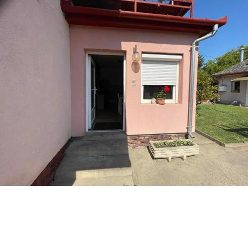 Anna és Sára Apartman