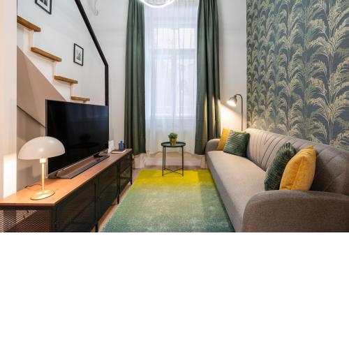 Apple Tree Apartment