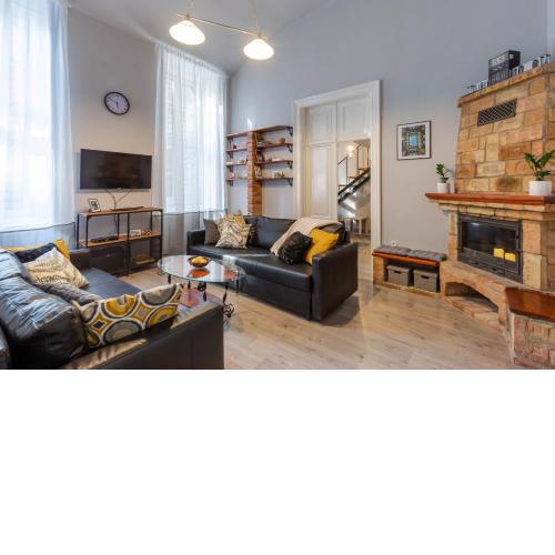 Astoria Heritage Suites