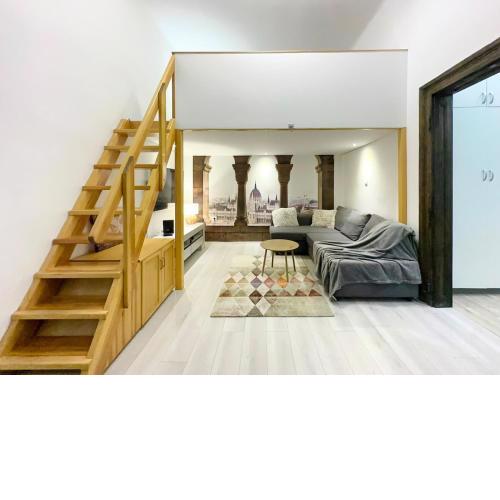 Ati's Home - Downtown 2 bedroom apartment