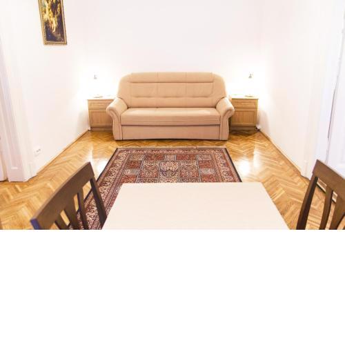 Authentic Budapest Apartment