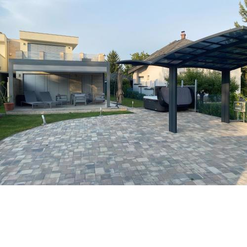 Balatonkenese Sunshine Villa