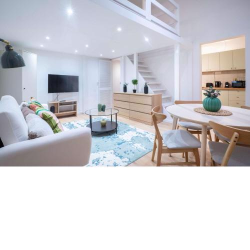 Botanic Bliss Retreat K35