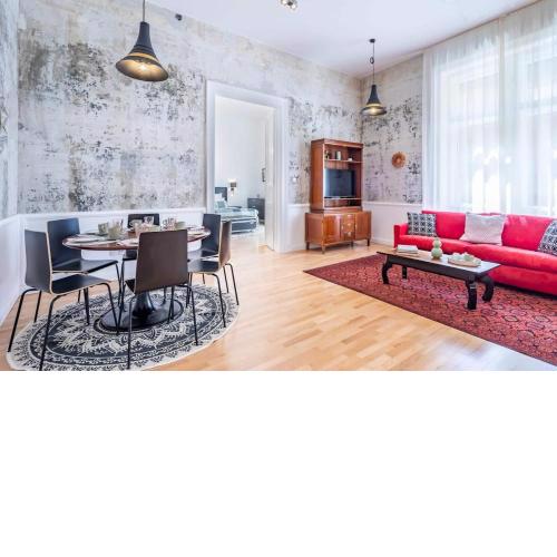 Boutique Luxury - Central & Quiet
