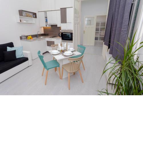 Boutique Residence Jokai - Apartment in the city center