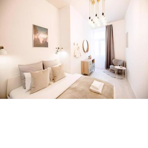 Brand new stylish very central apartment