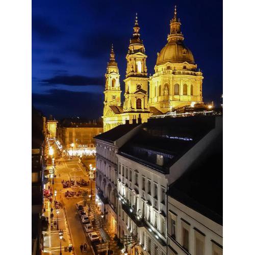 Breathless Basilika view elegant flat with balcony NEED RESERVATION X FREE PARKING