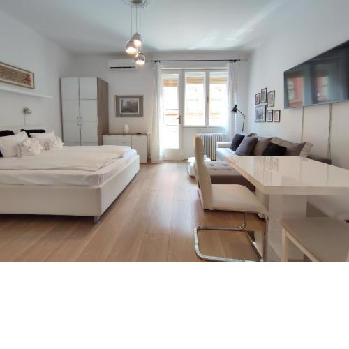Buda Home