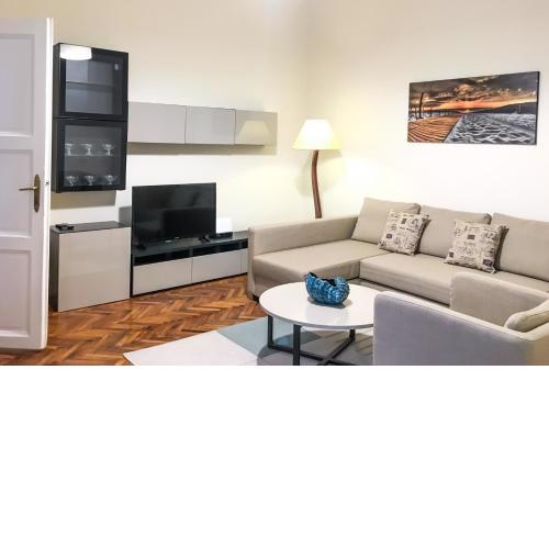 Budapest Kingdom Apartment CENTRAL & CAR PARKING ON-SITE & AIRCON & QUIET & FAMILY FRIENDLY