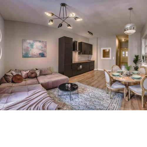 Budapest True Gem Downtown next to Synagogue and Gozsdu garden area