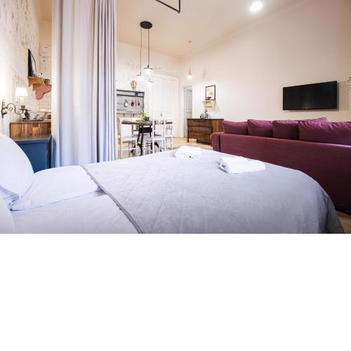 BudapeStayz - Erkel Studios