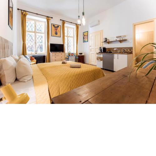 BudapeStayz - Lónyay Studios