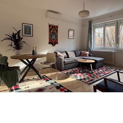 Buda's Crib apartment