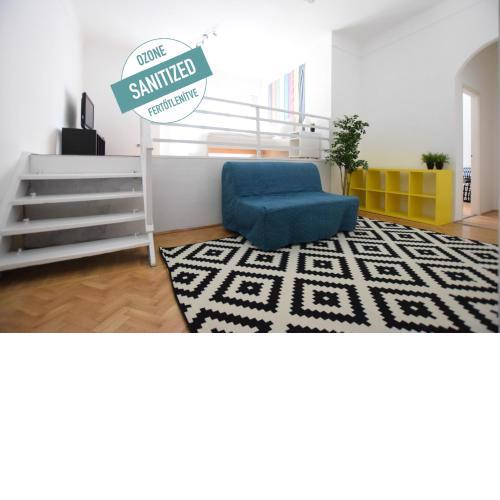 Budget Apartment by Hi5 - Akácfa 4