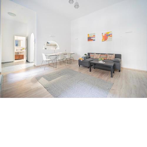 Casabella Apt - 2 bedroom near to Andrassy Ave