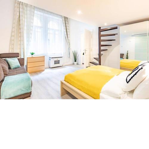 Central - Large - Comfy