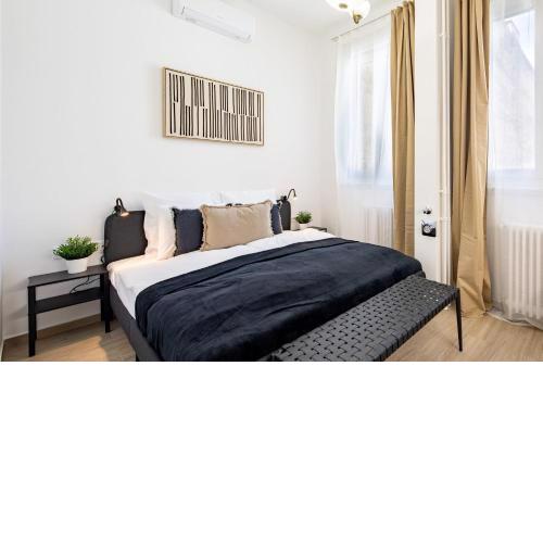 Central - Stylish New Studio - AC