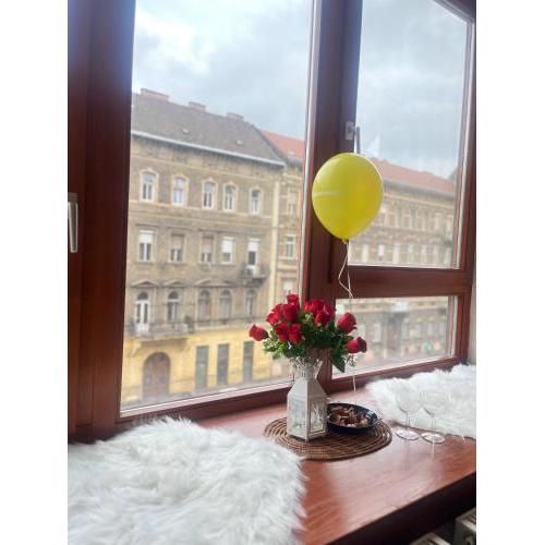 Central apartment nearby Keleti Station