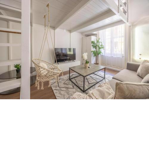 Central Cozy & Dream Home next to the Famous Synagogue