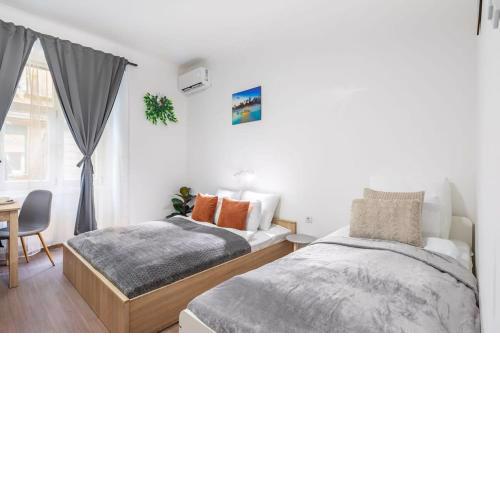 Central NEW Studio - Simple Stay