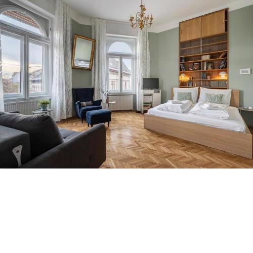 Central Parkside Apartment