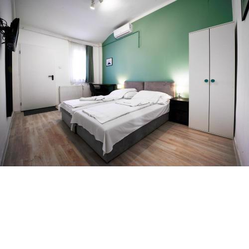 Chesscom Guesthouse