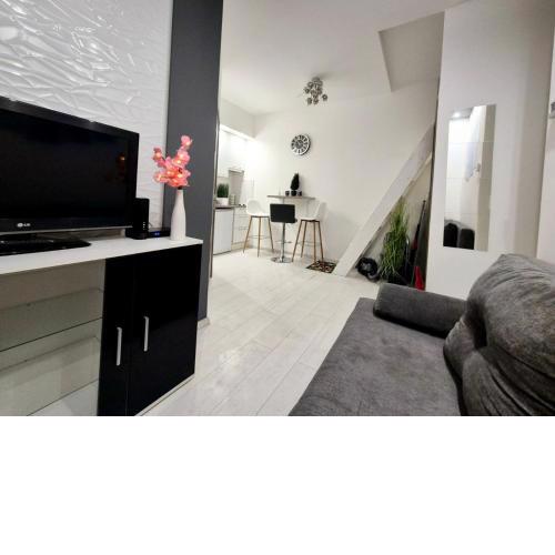 Chic home in the party district