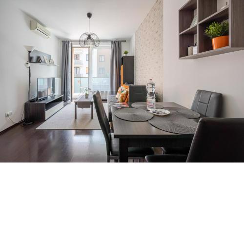 City Center Corvin Suite Apartment