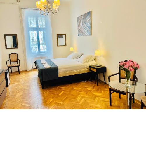City Rooms