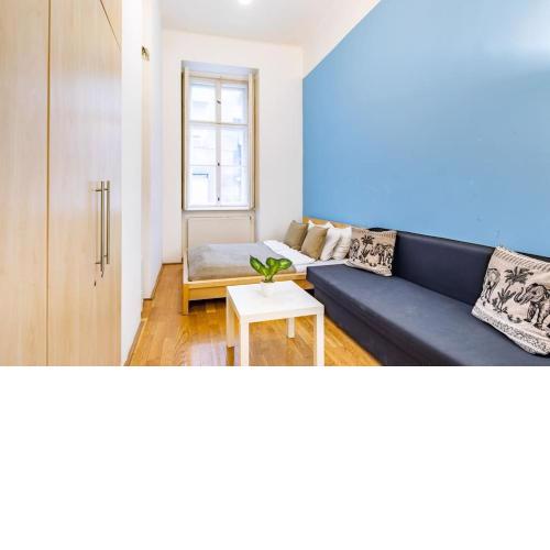 Cityscape Budget Apartments Heaven