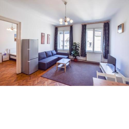 Cityscape Budget Apartments Kalvin
