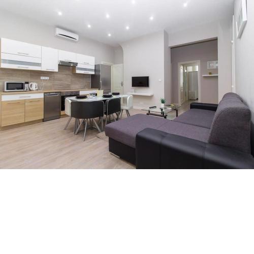 Cityscape Budget Apartments Thokoly