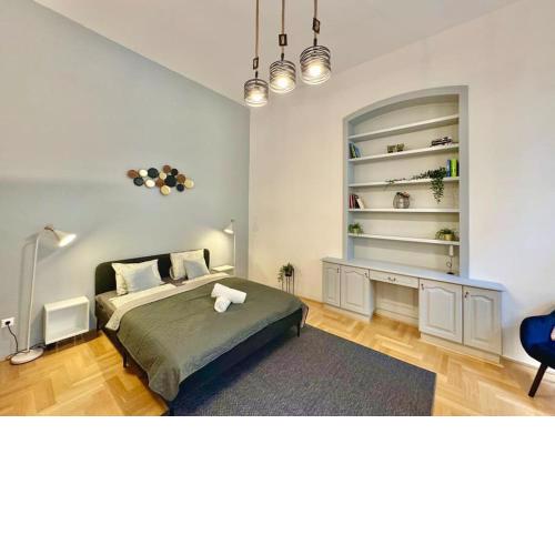Classic Andrassy