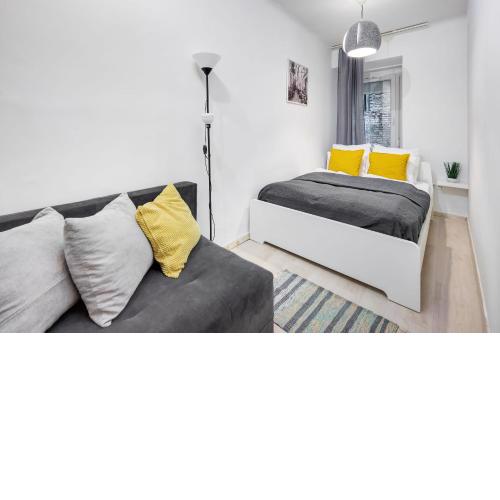 Convenient Central Apartment