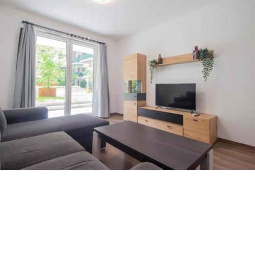 Corvin Modern Two Bedroom Apartment FREE PARKING