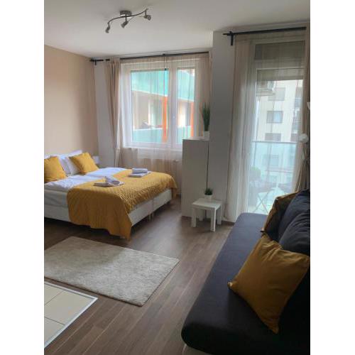 Corvin Sun Downtown Apartment