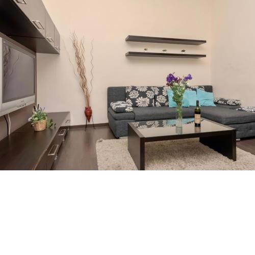 Corvina Apartment Budapest with FREE Private Parking