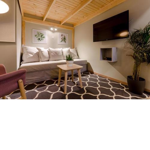 Cosy Studio In Party District AK20S