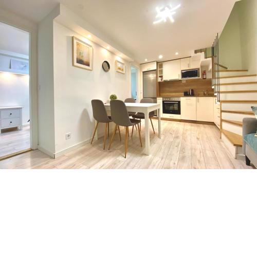 Cozy 3-Bedroom Home in the Center