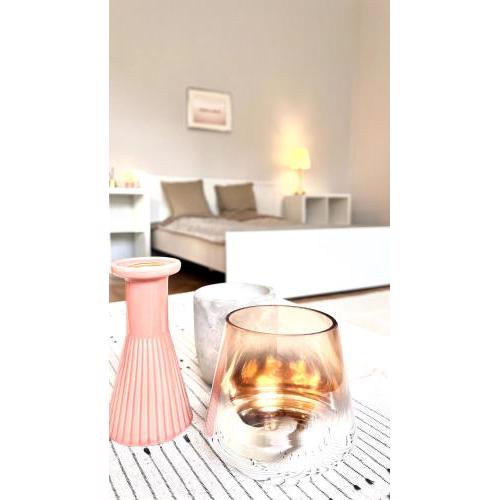 Cozy flat for 4-6 people, Andrassy str -Oktogon area