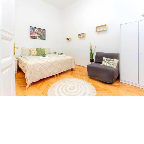 D49 Central 2Bedroom Apartment