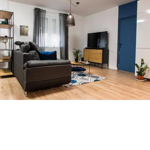Danubio****2 bedrooms-Be in the Center of it all!