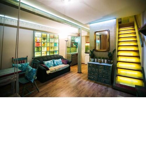 Design studio flat