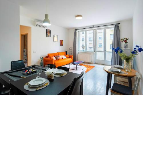 Designer Vintage Home near Castle District